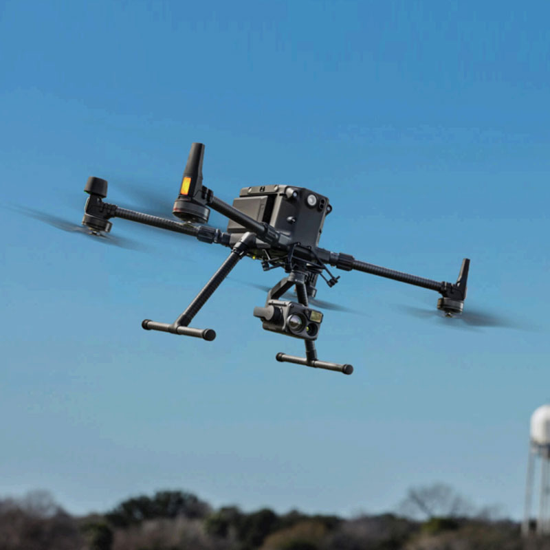 ??無人機(jī)el檢測儀檢測肉眼無法看到的太陽能電池的裂片